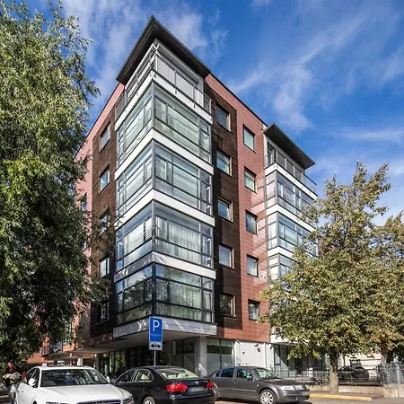 Manto Atspindziai In The Center Free Parking & Self Check In