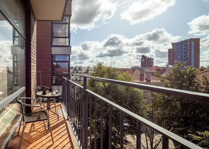 Manto Atspindziai In The Center Free Parking & Self Check In Butas *