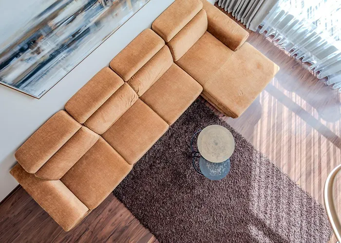 Manto Atspindziai In The Center Free Parking & Self Check In Butas *