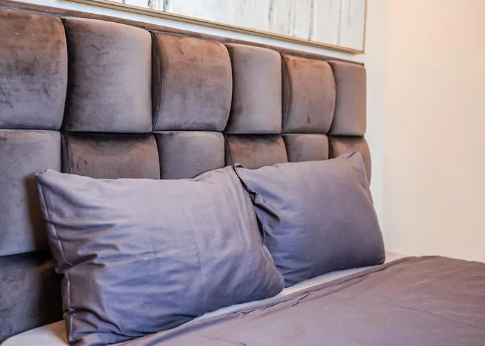 Manto Atspindziai In The Center Free Parking & Self Check In Апартаменты *