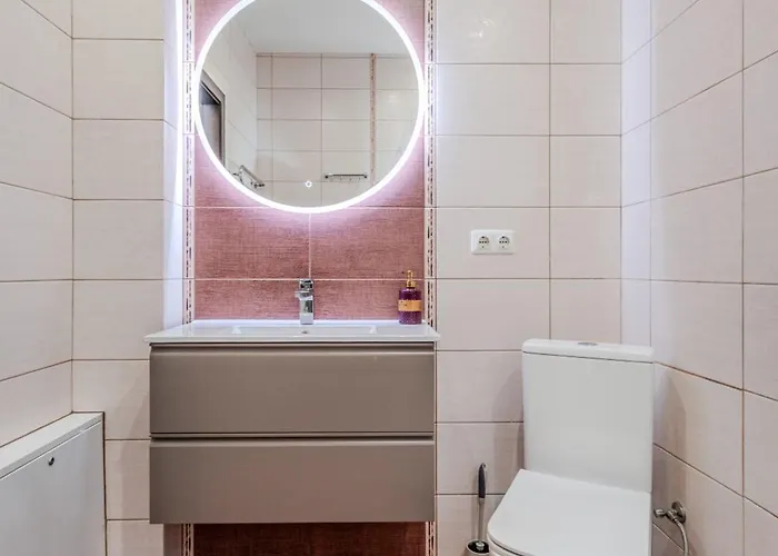 Manto Atspindziai In The Center Free Parking & Self Check In Апартаменты