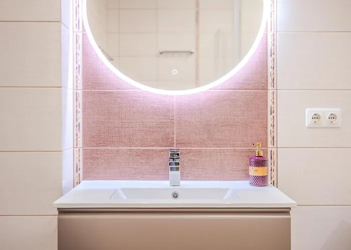 Manto Atspindziai In The Center Free Parking & Self Check In Апартаменты